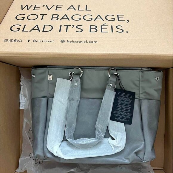 BEIS The Diaper Bag  in Grey🤍🖤 - Picture 2 of 3